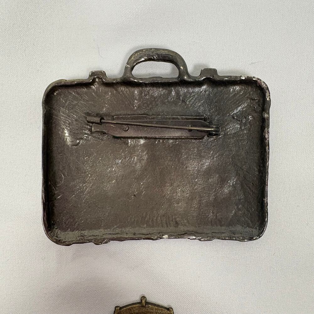 Vintage Dangle Charm Brooch Pin Lot - Sewing Machine, Hospital, House, Suitcase - Picture 3 of 10